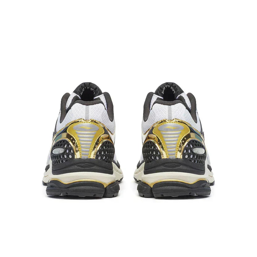 Omni 9 (white & Gold)